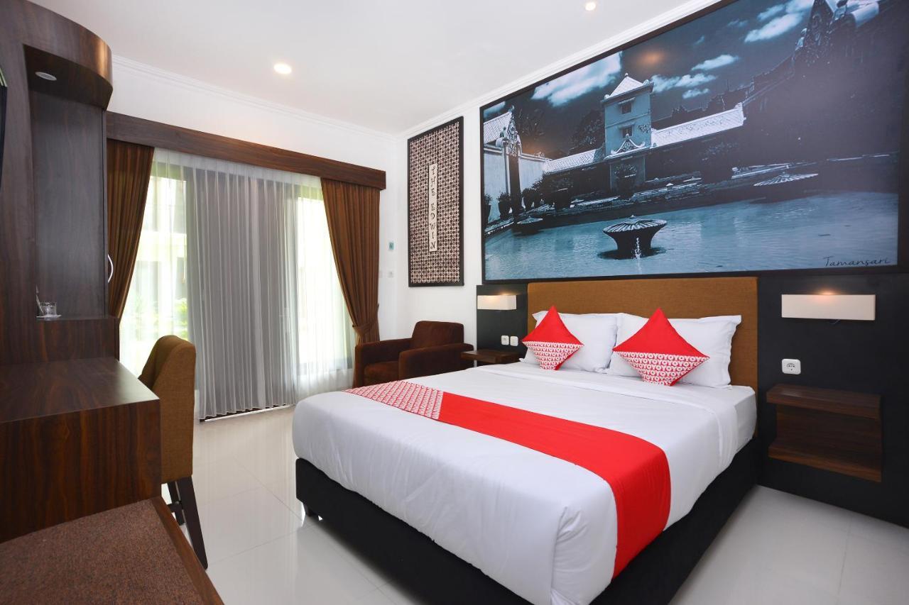 The Edwin Syariah Hotell Ngabean Eksteriør bilde